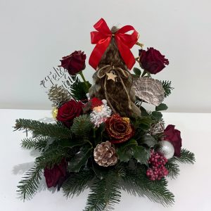 Nº 150 - “Decoração Natalícia com Árvore de Pelo”